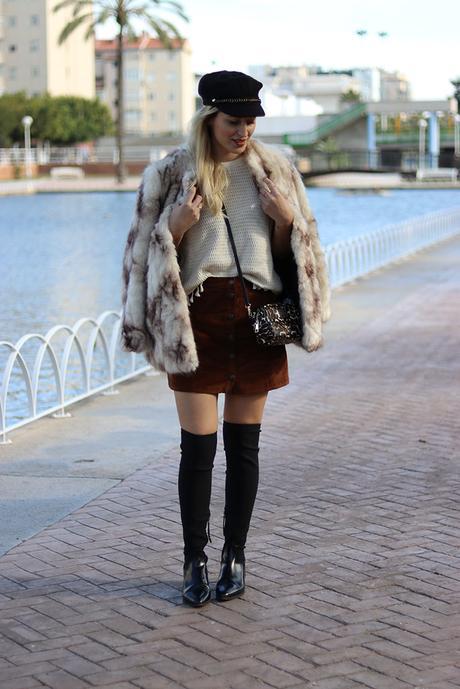 FUR COAT