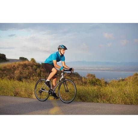 La bicicleta carretera B'Twin Triban 100 será un conjunto básico nuevo en la línea para el 2017, disponible en Decathlon.