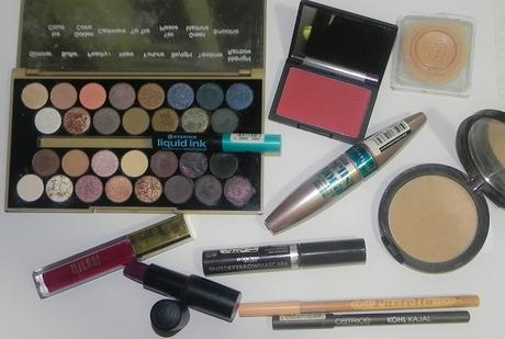 Burdeos y berenjena: Maquillaje, manicura y moda