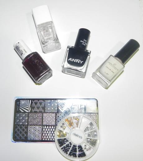 Burdeos y berenjena: Maquillaje, manicura y moda