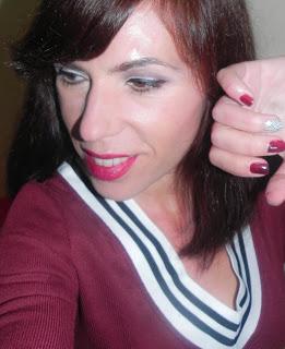 Burdeos y berenjena: Maquillaje, manicura y moda