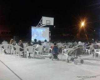 Cine Móvil en el Barrio Jardín