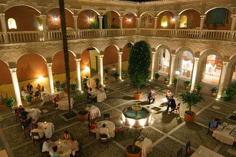Los 10 Mejores Restaurantes De Granada – Algo Para Todos Los Gustos
