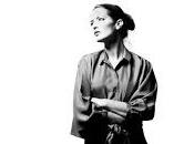 Vega anuncia disco estrena versión lujo