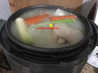 PUCHERITO ANDALUZ EN OLLA ERIKA