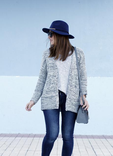 Cardigan en tonos grises de Sammydress