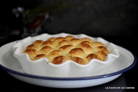 Media Noche rellena de Jamón Cocido y Queso Azul