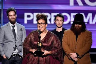 PREMIOS GRAMMY Reviews  Retrospectiva 2012/16