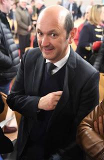 Rafael Louzán gastó 9.000 euros de los gallegos en una cena en el Ritz, según acusa el PSOE