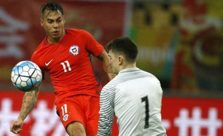 Eduardo Vargas a Tigres por 6.5 mdd