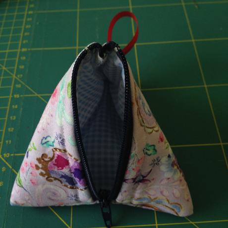 Monedero triangular Guarda chupete tutorial