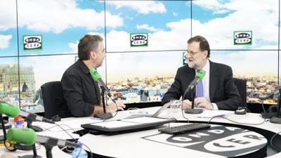 Suben la luz y las olas de protestas.