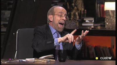 Suben la luz y las olas de protestas.