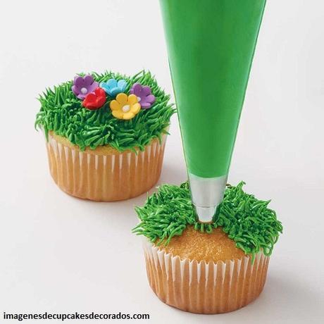 preparacion de cupcakes decorados vainilla preparacion de cupcakes decorados vainilla