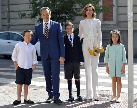 Cómo vestir para una Primera Comunión Cómo vestir para una Primera Comunión