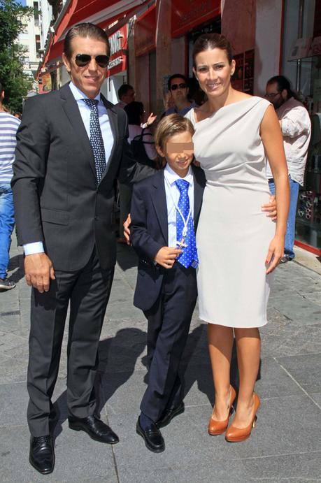 Cómo vestir para una Primera Comunión Cómo vestir para una Primera Comunión