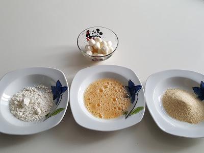 BOLITAS DE MOZZARELLA FRITAS