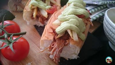 Perritos de carne mechada