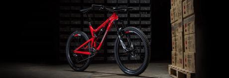 La bicicleta DMR Sled es la primer producción en aluminio de la marca, y esta enfocad para Enduro.