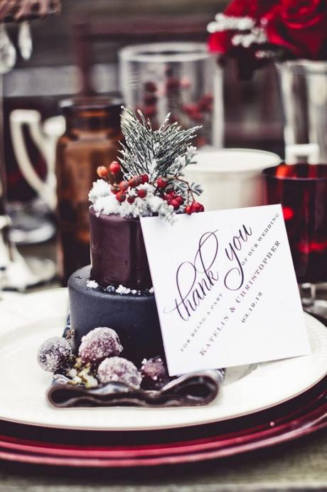 Burdeos, el color de temproada grateful cards