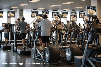 imagenes de personas en el gym entrenamiento