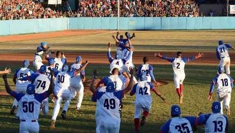 EN VIDEO: En La Habana opinan sobre equipo Cuba a la Serie del Caribe de béisbol