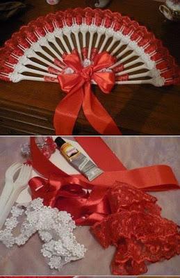 Cómo hacer abanicos decorativos con tenedores de plástico reciclados