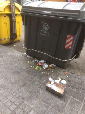 CÓRDOBA SUCIA Y SE VAN A RECOGER BASURA A CUBA…