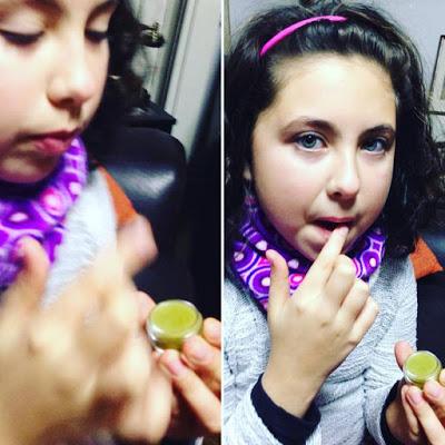 Cuidado de labios, labios agrietados, hidratación de labios, labios, marmosa s.c.a., crema protectora de labios, aguacate, aceite de oliva, cera de abeja, blogger alicante, solo yo, blog solo yo, beauty blogger, beauty youtuber, miniblogger, influencer, 