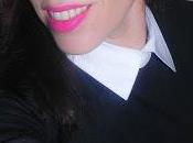 Makeba: Maquillaje, manicura propuesta moda