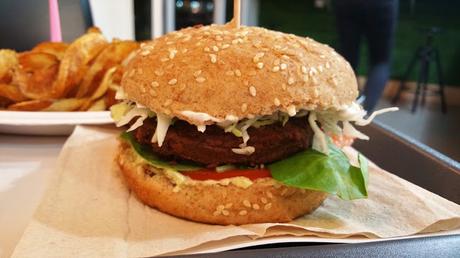 Burger Mel, restaurante de comida rápida vegetariana y vegana