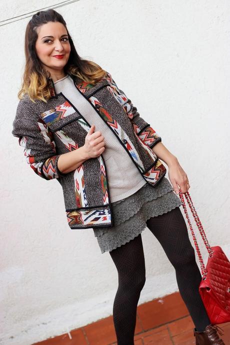 Chaqueta con estampado geométrico