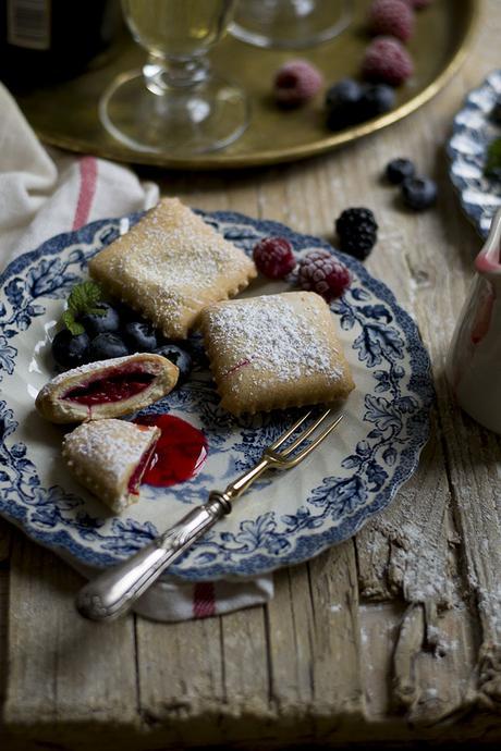 RAVIOLI DULCE DE FRAMBUESA RAVIOLI DULCE DE FRAMBUESA