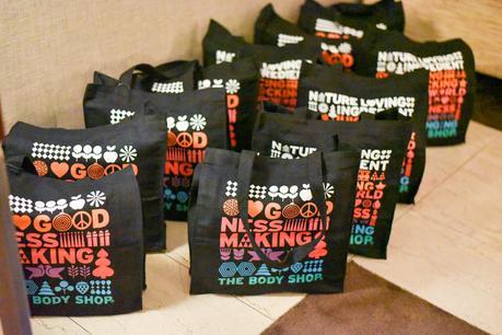 Fiesta de pijamas con The Body Shop en el CosmetikTrip6 bolsas de regalo The Body Shop