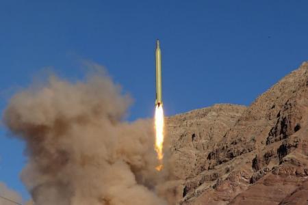 Irán responde con prueba de misiles a las nuevas sanciones impuestas por EE.UU