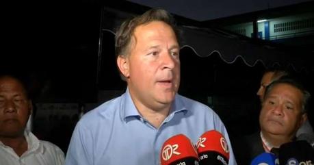 El presidente de Panamá asegura que ayudará a los cubanos que se queden en su país