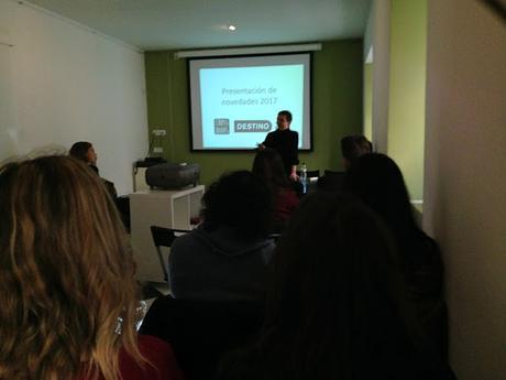 Conociendo novedades con Teen planet Conociendo novedades con Teen planet