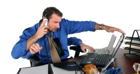 Ofrecer algo de valor, a cambio de los datos de contacto ... agente-multitarea