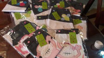 Morena y Garabatos con gestos de solidaridad para el inicio de clases