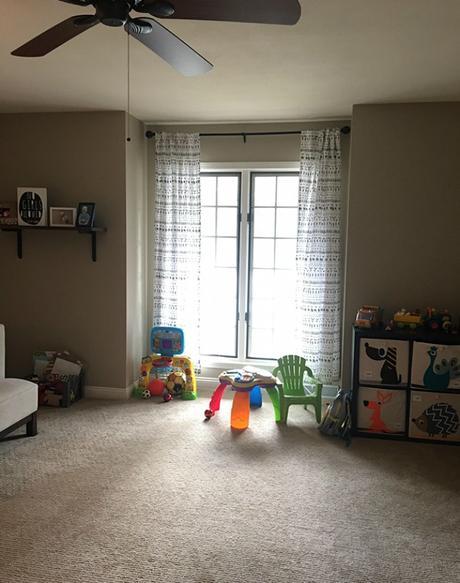 Antes y después de una habitación de juegos infantiles 