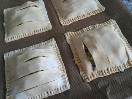 PASTELITOS SALADOS DE HOJALDRE