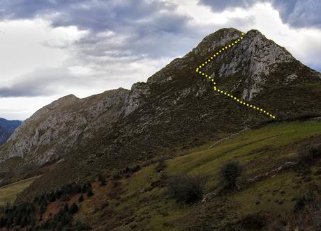 PICO TEYEU DESDE SANTILLAN POR CUENYE MALA Y BEYU PEN