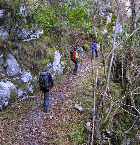 PICO TEYEU DESDE SANTILLAN POR CUENYE MALA Y BEYU PEN