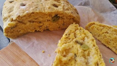 Pan con encurtidos y semillas