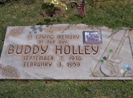 Efemérides del Rock y Heavy Metal: Que pasó un 07 de Febrero