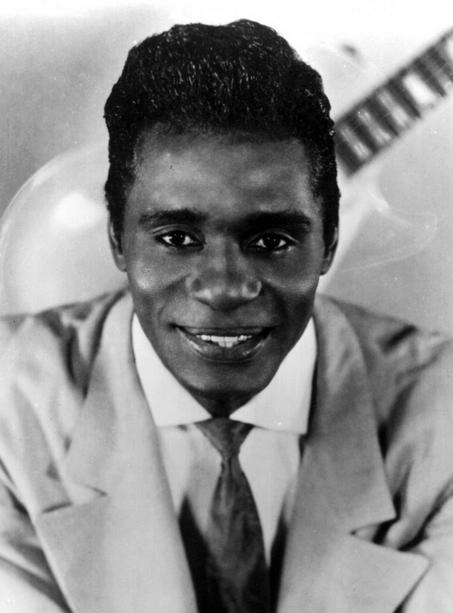 Efemérides del Rock y Heavy Metal: Que pasó un 07 de Febrero