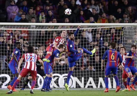 Barcelona sufre con los Colchoneros pero irá a la final de la Copa del Rey