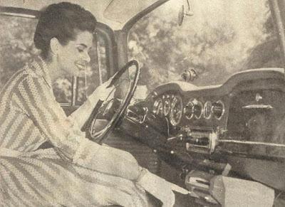 Tocadiscos en el tablero