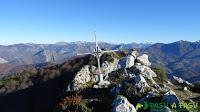 Buzón de cima de Peña Riegos, Sobrescobio - Caso