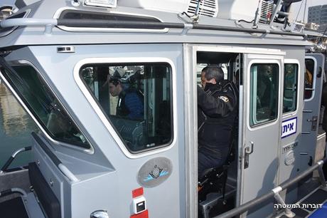 Nuevos botes y lanchas para la policía israelí.